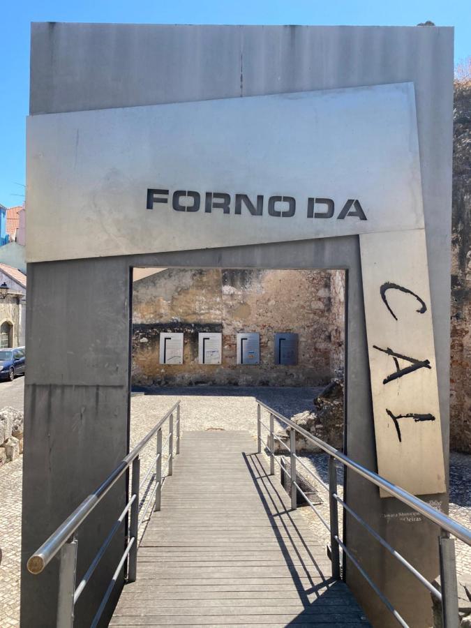 Apartamento 1 Quarto, Com Patio, Em Frente Praia Paco de Arcos Bagian luar foto